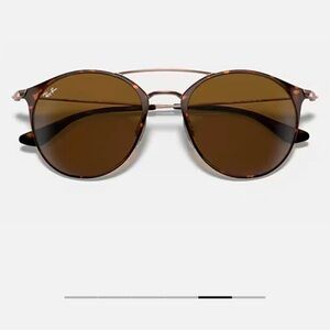 Ray-Ban Tortoise Shell Sunglasses with Brown Lenses Woman’s